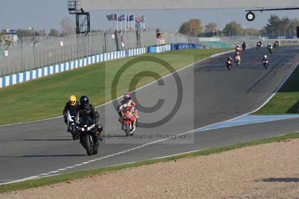 Motorcycle action photographs;Trackday digital images;donington;donington park leicestershire;donington photographs;event digital images;eventdigitalimages;no limits trackday;peter wileman photography;trackday;trackday photos