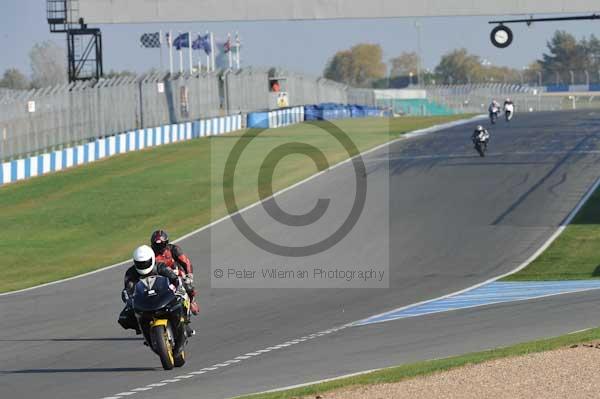 Motorcycle action photographs;Trackday digital images;donington;donington park leicestershire;donington photographs;event digital images;eventdigitalimages;no limits trackday;peter wileman photography;trackday;trackday photos