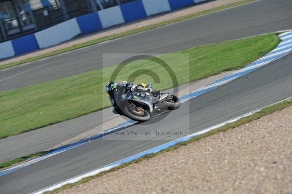 Motorcycle action photographs;Trackday digital images;donington;donington park leicestershire;donington photographs;event digital images;eventdigitalimages;no limits trackday;peter wileman photography;trackday;trackday photos
