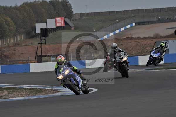 Motorcycle action photographs;Trackday digital images;donington;donington park leicestershire;donington photographs;event digital images;eventdigitalimages;no limits trackday;peter wileman photography;trackday;trackday photos