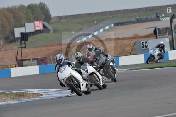 Motorcycle action photographs;Trackday digital images;donington;donington park leicestershire;donington photographs;event digital images;eventdigitalimages;no limits trackday;peter wileman photography;trackday;trackday photos