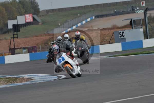 Motorcycle action photographs;Trackday digital images;donington;donington park leicestershire;donington photographs;event digital images;eventdigitalimages;no limits trackday;peter wileman photography;trackday;trackday photos