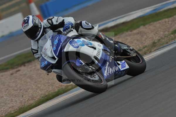 Motorcycle action photographs;Trackday digital images;donington;donington park leicestershire;donington photographs;event digital images;eventdigitalimages;no limits trackday;peter wileman photography;trackday;trackday photos