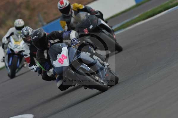 Motorcycle action photographs;Trackday digital images;donington;donington park leicestershire;donington photographs;event digital images;eventdigitalimages;no limits trackday;peter wileman photography;trackday;trackday photos