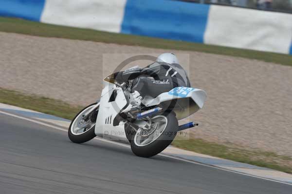Motorcycle action photographs;Trackday digital images;donington;donington park leicestershire;donington photographs;event digital images;eventdigitalimages;no limits trackday;peter wileman photography;trackday;trackday photos