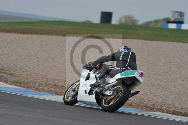Motorcycle action photographs;Trackday digital images;donington;donington park leicestershire;donington photographs;event digital images;eventdigitalimages;no limits trackday;peter wileman photography;trackday;trackday photos