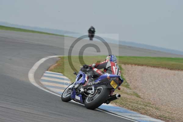 Motorcycle action photographs;Trackday digital images;donington;donington park leicestershire;donington photographs;event digital images;eventdigitalimages;no limits trackday;peter wileman photography;trackday;trackday photos