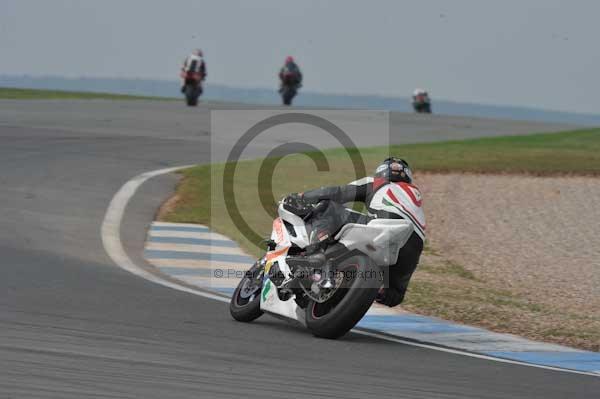 Motorcycle action photographs;Trackday digital images;donington;donington park leicestershire;donington photographs;event digital images;eventdigitalimages;no limits trackday;peter wileman photography;trackday;trackday photos
