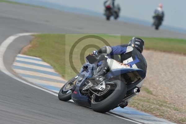 Motorcycle action photographs;Trackday digital images;donington;donington park leicestershire;donington photographs;event digital images;eventdigitalimages;no limits trackday;peter wileman photography;trackday;trackday photos