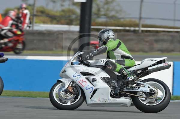 Motorcycle action photographs;Trackday digital images;donington;donington park leicestershire;donington photographs;event digital images;eventdigitalimages;no limits trackday;peter wileman photography;trackday;trackday photos