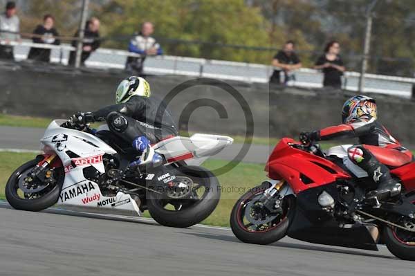 Motorcycle action photographs;Trackday digital images;donington;donington park leicestershire;donington photographs;event digital images;eventdigitalimages;no limits trackday;peter wileman photography;trackday;trackday photos