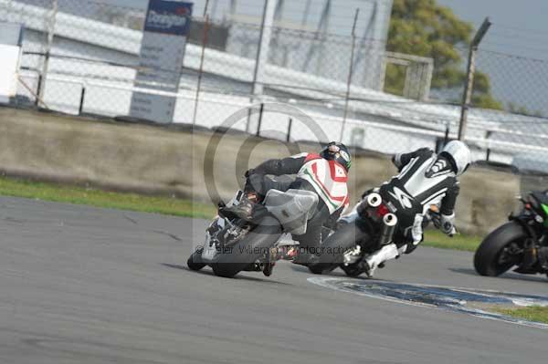 Motorcycle action photographs;Trackday digital images;donington;donington park leicestershire;donington photographs;event digital images;eventdigitalimages;no limits trackday;peter wileman photography;trackday;trackday photos