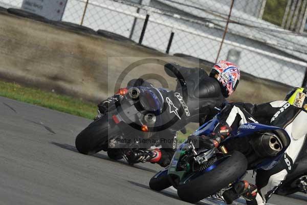 Motorcycle action photographs;Trackday digital images;donington;donington park leicestershire;donington photographs;event digital images;eventdigitalimages;no limits trackday;peter wileman photography;trackday;trackday photos