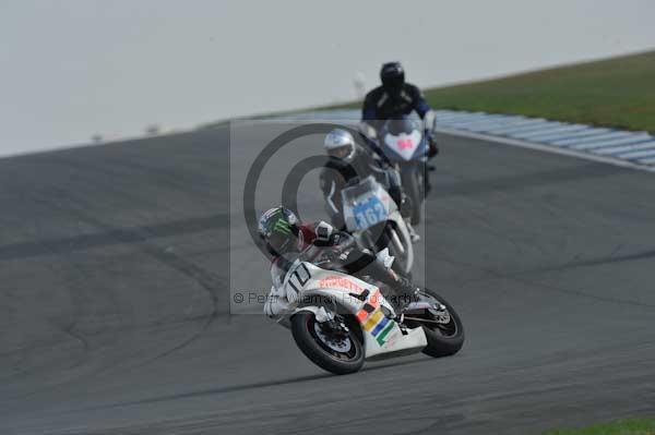 Motorcycle action photographs;Trackday digital images;donington;donington park leicestershire;donington photographs;event digital images;eventdigitalimages;no limits trackday;peter wileman photography;trackday;trackday photos