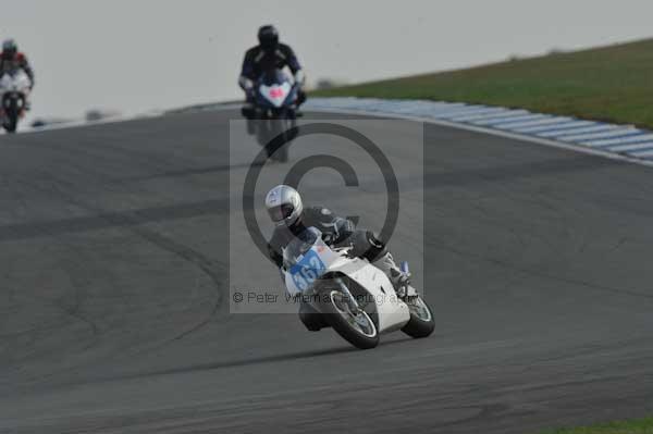 Motorcycle action photographs;Trackday digital images;donington;donington park leicestershire;donington photographs;event digital images;eventdigitalimages;no limits trackday;peter wileman photography;trackday;trackday photos