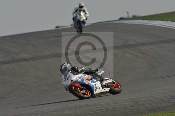 Motorcycle action photographs;Trackday digital images;donington;donington park leicestershire;donington photographs;event digital images;eventdigitalimages;no limits trackday;peter wileman photography;trackday;trackday photos