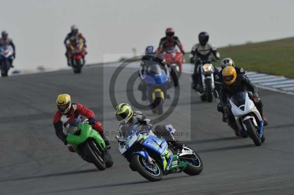 Motorcycle action photographs;Trackday digital images;donington;donington park leicestershire;donington photographs;event digital images;eventdigitalimages;no limits trackday;peter wileman photography;trackday;trackday photos