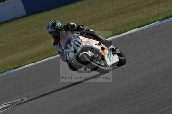 Motorcycle action photographs;Trackday digital images;donington;donington park leicestershire;donington photographs;event digital images;eventdigitalimages;no limits trackday;peter wileman photography;trackday;trackday photos