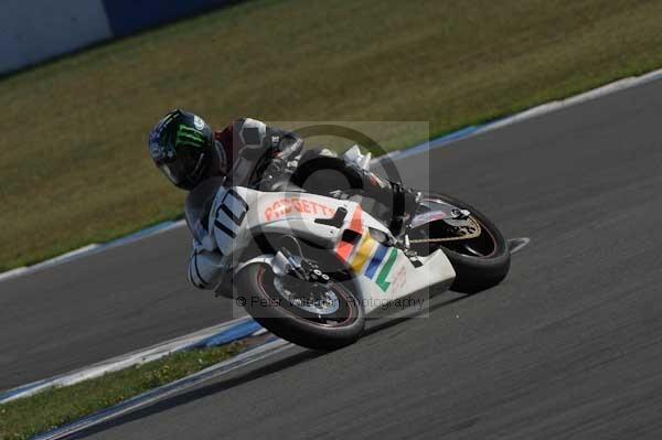 Motorcycle action photographs;Trackday digital images;donington;donington park leicestershire;donington photographs;event digital images;eventdigitalimages;no limits trackday;peter wileman photography;trackday;trackday photos