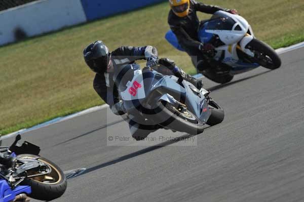 Motorcycle action photographs;Trackday digital images;donington;donington park leicestershire;donington photographs;event digital images;eventdigitalimages;no limits trackday;peter wileman photography;trackday;trackday photos