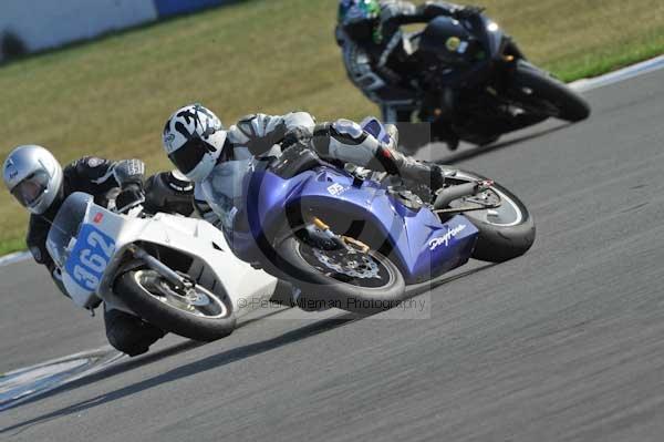 Motorcycle action photographs;Trackday digital images;donington;donington park leicestershire;donington photographs;event digital images;eventdigitalimages;no limits trackday;peter wileman photography;trackday;trackday photos