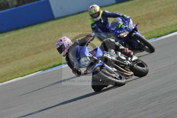 Motorcycle action photographs;Trackday digital images;donington;donington park leicestershire;donington photographs;event digital images;eventdigitalimages;no limits trackday;peter wileman photography;trackday;trackday photos