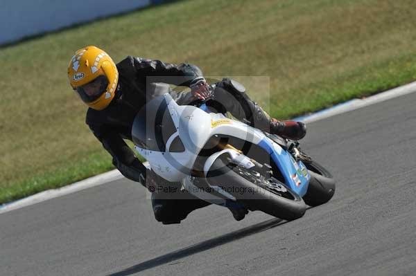 Motorcycle action photographs;Trackday digital images;donington;donington park leicestershire;donington photographs;event digital images;eventdigitalimages;no limits trackday;peter wileman photography;trackday;trackday photos