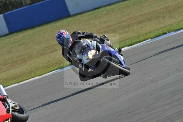 Motorcycle action photographs;Trackday digital images;donington;donington park leicestershire;donington photographs;event digital images;eventdigitalimages;no limits trackday;peter wileman photography;trackday;trackday photos