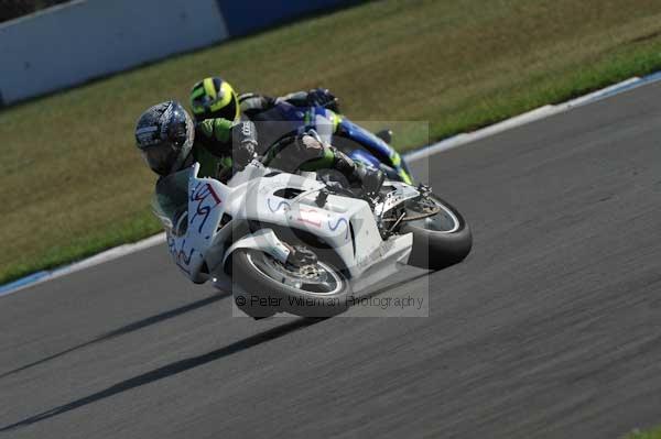 Motorcycle action photographs;Trackday digital images;donington;donington park leicestershire;donington photographs;event digital images;eventdigitalimages;no limits trackday;peter wileman photography;trackday;trackday photos