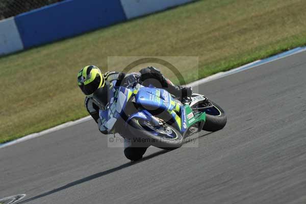 Motorcycle action photographs;Trackday digital images;donington;donington park leicestershire;donington photographs;event digital images;eventdigitalimages;no limits trackday;peter wileman photography;trackday;trackday photos