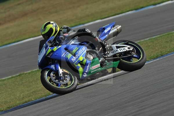Motorcycle action photographs;Trackday digital images;donington;donington park leicestershire;donington photographs;event digital images;eventdigitalimages;no limits trackday;peter wileman photography;trackday;trackday photos