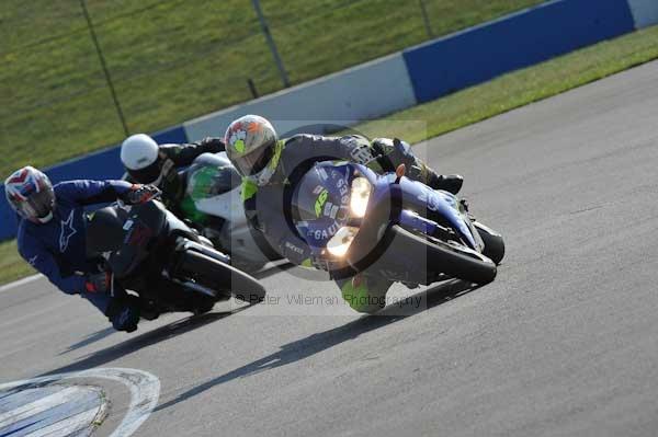 Motorcycle action photographs;Trackday digital images;donington;donington park leicestershire;donington photographs;event digital images;eventdigitalimages;no limits trackday;peter wileman photography;trackday;trackday photos
