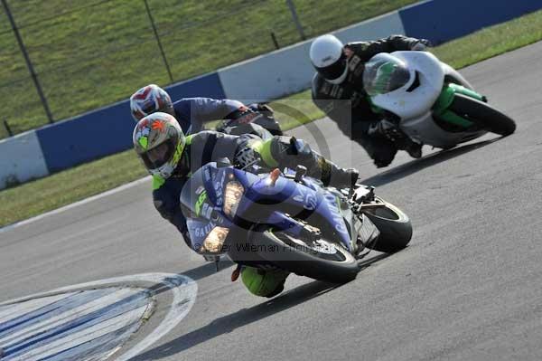 Motorcycle action photographs;Trackday digital images;donington;donington park leicestershire;donington photographs;event digital images;eventdigitalimages;no limits trackday;peter wileman photography;trackday;trackday photos