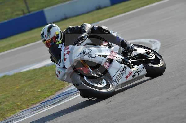Motorcycle action photographs;Trackday digital images;donington;donington park leicestershire;donington photographs;event digital images;eventdigitalimages;no limits trackday;peter wileman photography;trackday;trackday photos