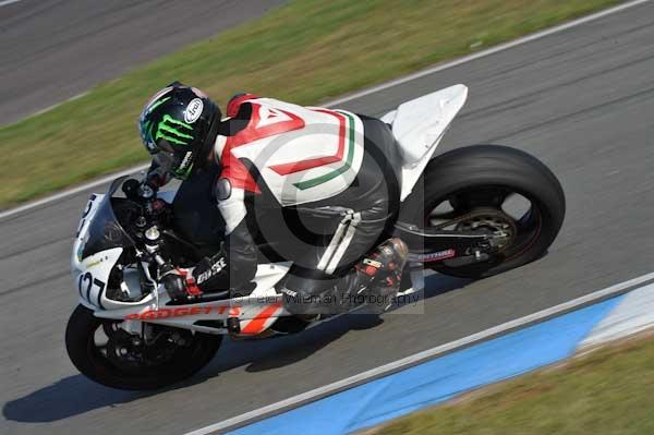Motorcycle action photographs;Trackday digital images;donington;donington park leicestershire;donington photographs;event digital images;eventdigitalimages;no limits trackday;peter wileman photography;trackday;trackday photos