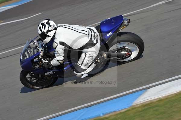 Motorcycle action photographs;Trackday digital images;donington;donington park leicestershire;donington photographs;event digital images;eventdigitalimages;no limits trackday;peter wileman photography;trackday;trackday photos