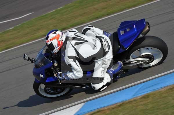 Motorcycle action photographs;Trackday digital images;donington;donington park leicestershire;donington photographs;event digital images;eventdigitalimages;no limits trackday;peter wileman photography;trackday;trackday photos