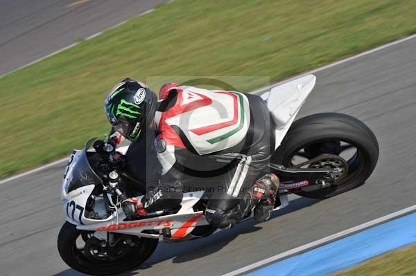 Motorcycle action photographs;Trackday digital images;donington;donington park leicestershire;donington photographs;event digital images;eventdigitalimages;no limits trackday;peter wileman photography;trackday;trackday photos