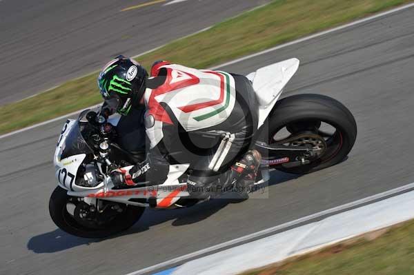 Motorcycle action photographs;Trackday digital images;donington;donington park leicestershire;donington photographs;event digital images;eventdigitalimages;no limits trackday;peter wileman photography;trackday;trackday photos