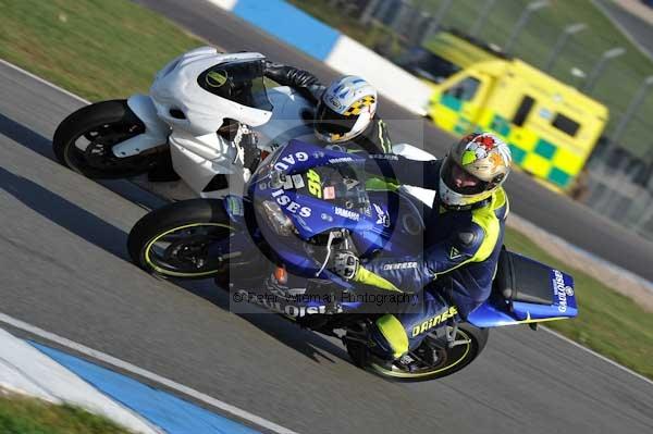 Motorcycle action photographs;Trackday digital images;donington;donington park leicestershire;donington photographs;event digital images;eventdigitalimages;no limits trackday;peter wileman photography;trackday;trackday photos