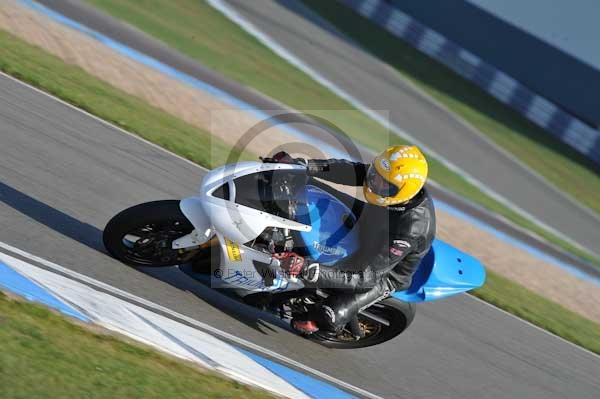 Motorcycle action photographs;Trackday digital images;donington;donington park leicestershire;donington photographs;event digital images;eventdigitalimages;no limits trackday;peter wileman photography;trackday;trackday photos
