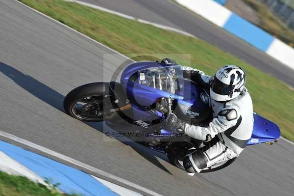 Motorcycle action photographs;Trackday digital images;donington;donington park leicestershire;donington photographs;event digital images;eventdigitalimages;no limits trackday;peter wileman photography;trackday;trackday photos