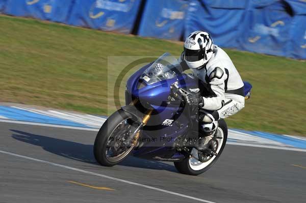 Motorcycle action photographs;Trackday digital images;donington;donington park leicestershire;donington photographs;event digital images;eventdigitalimages;no limits trackday;peter wileman photography;trackday;trackday photos