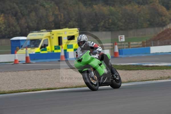 Motorcycle action photographs;Trackday digital images;donington;donington park leicestershire;donington photographs;event digital images;eventdigitalimages;no limits trackday;peter wileman photography;trackday;trackday photos
