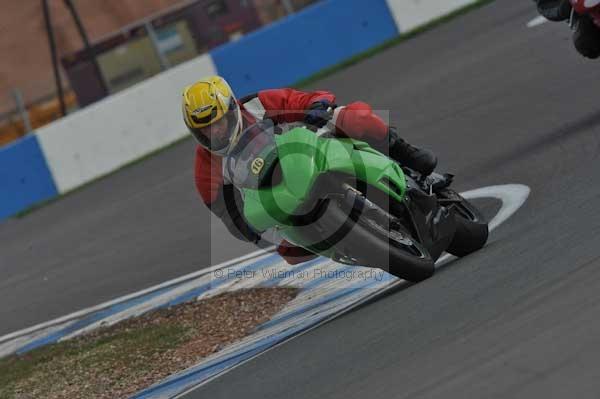 Motorcycle action photographs;Trackday digital images;donington;donington park leicestershire;donington photographs;event digital images;eventdigitalimages;no limits trackday;peter wileman photography;trackday;trackday photos