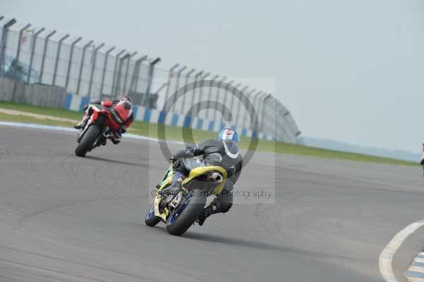 Motorcycle action photographs;Trackday digital images;donington;donington park leicestershire;donington photographs;event digital images;eventdigitalimages;no limits trackday;peter wileman photography;trackday;trackday photos