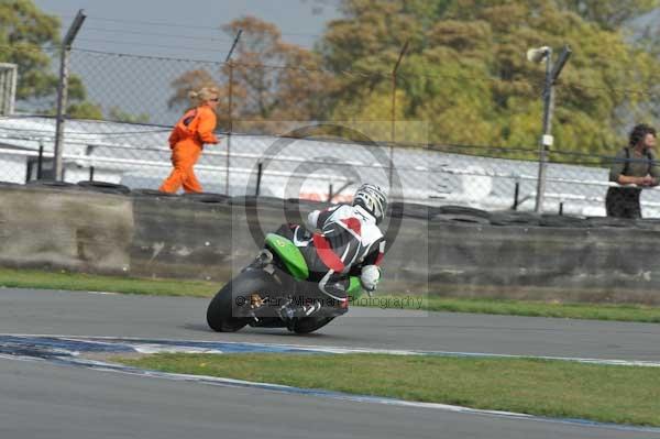 Motorcycle action photographs;Trackday digital images;donington;donington park leicestershire;donington photographs;event digital images;eventdigitalimages;no limits trackday;peter wileman photography;trackday;trackday photos