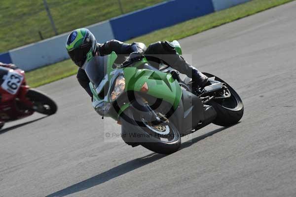 Motorcycle action photographs;Trackday digital images;donington;donington park leicestershire;donington photographs;event digital images;eventdigitalimages;no limits trackday;peter wileman photography;trackday;trackday photos