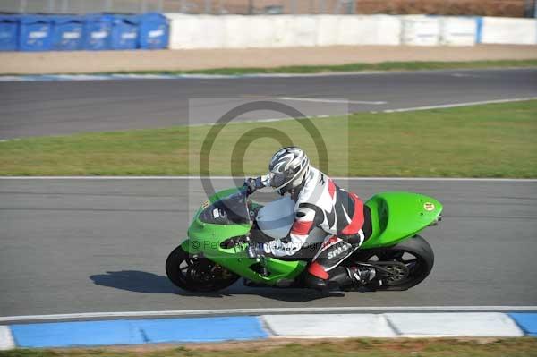 Motorcycle action photographs;Trackday digital images;donington;donington park leicestershire;donington photographs;event digital images;eventdigitalimages;no limits trackday;peter wileman photography;trackday;trackday photos