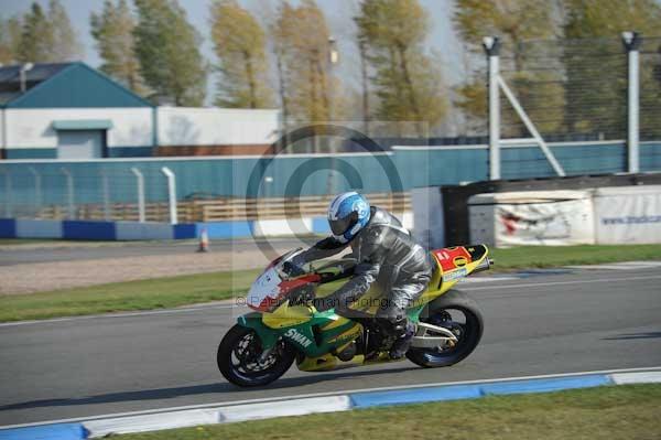 Motorcycle action photographs;Trackday digital images;donington;donington park leicestershire;donington photographs;event digital images;eventdigitalimages;no limits trackday;peter wileman photography;trackday;trackday photos